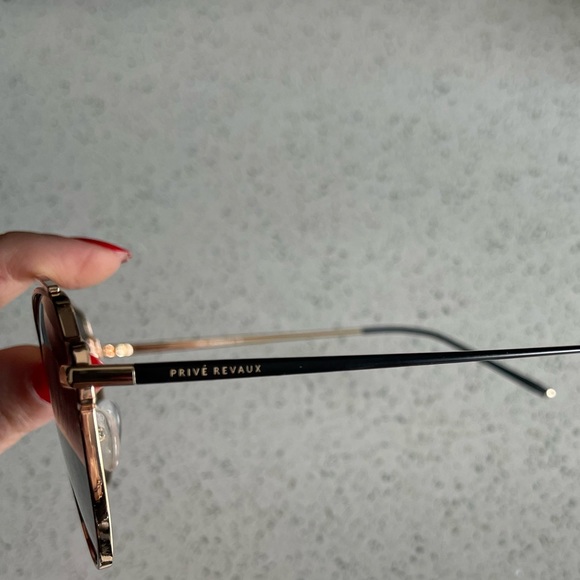 Prive Revaux The Celebrity Sunglasses - Picture 5 of 7